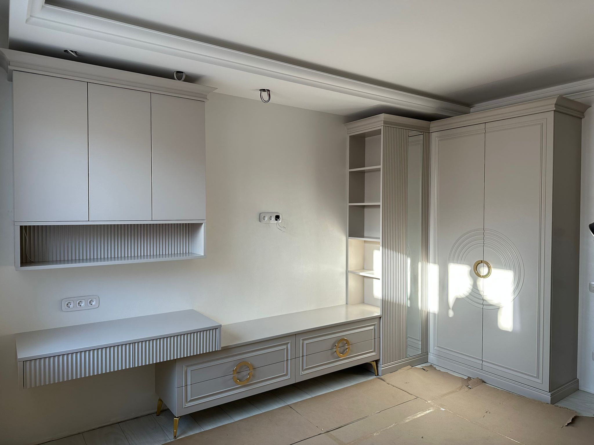 Mobila in living la comanda de la frank de lux