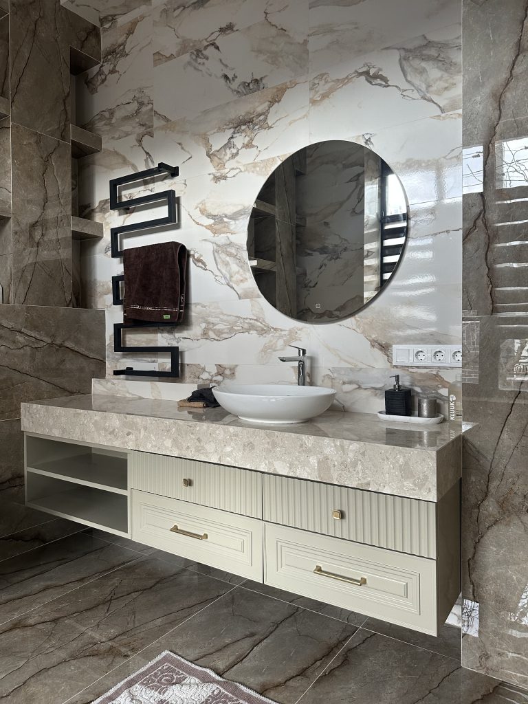 mobila in bloc sanitar la comanda de la frank de lux