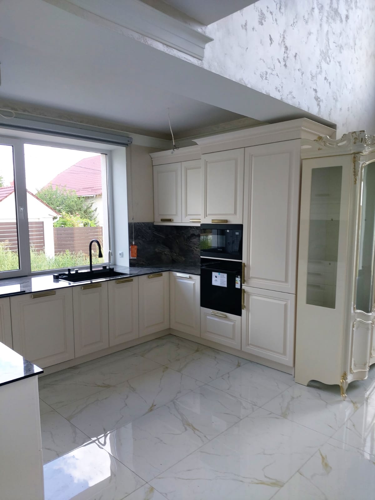 proiect bucatarie la comanda de la frank de lux