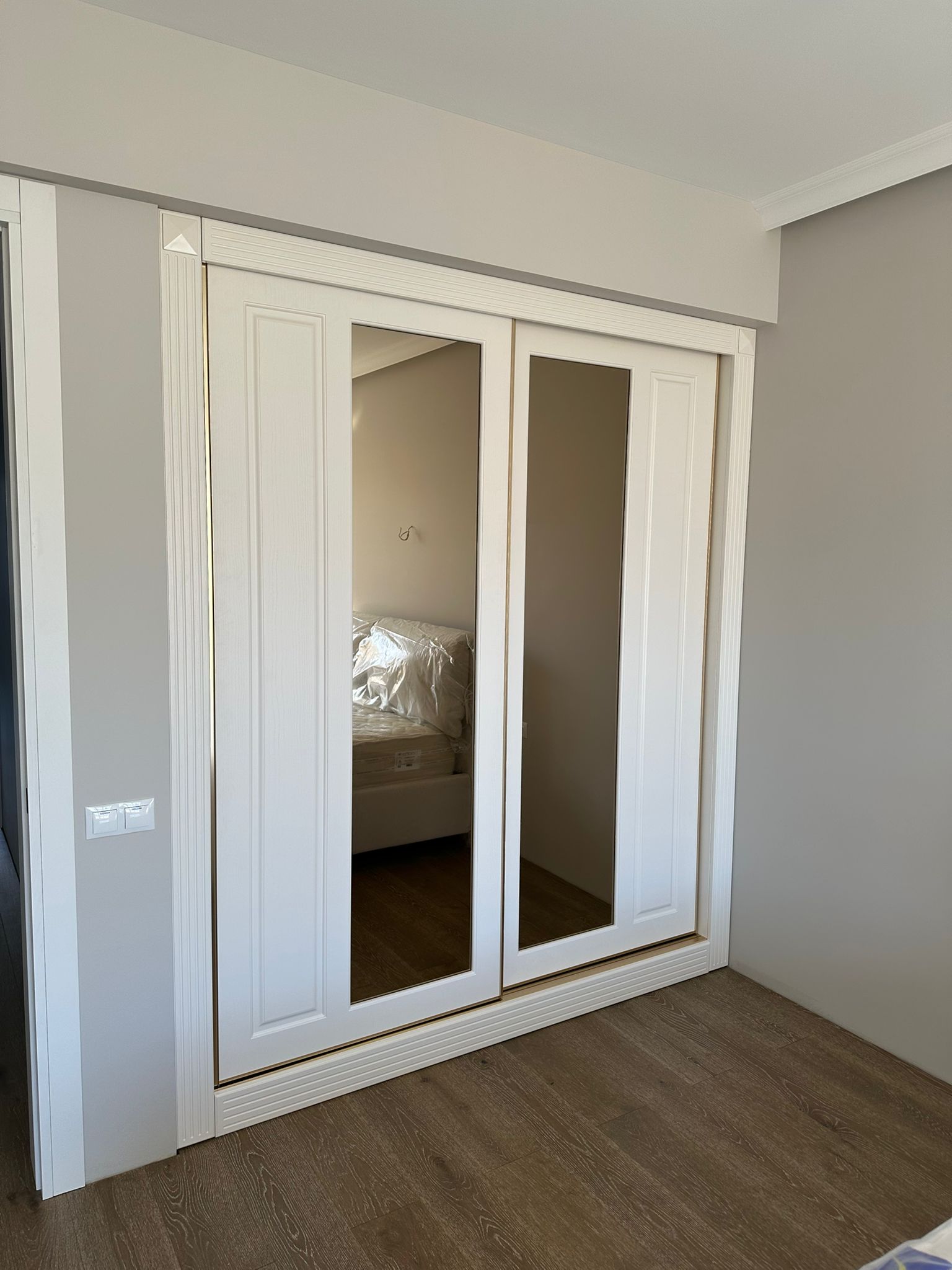 Dulap in antreu la comanda de la frank de lux